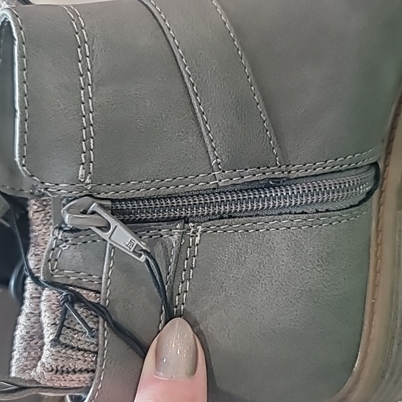 Wonder Nation girls sweater knit boots - Picture 5 of 5